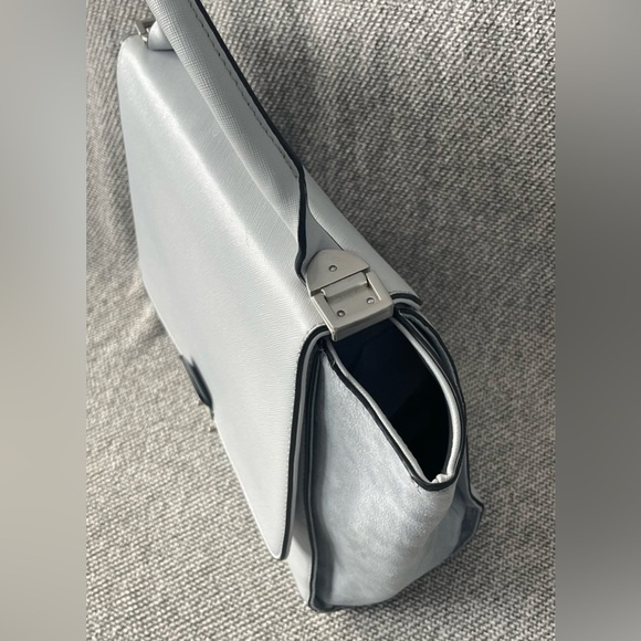 Modern Gray Trapezoid Satchel with Top Handle - Picture 3 of 16